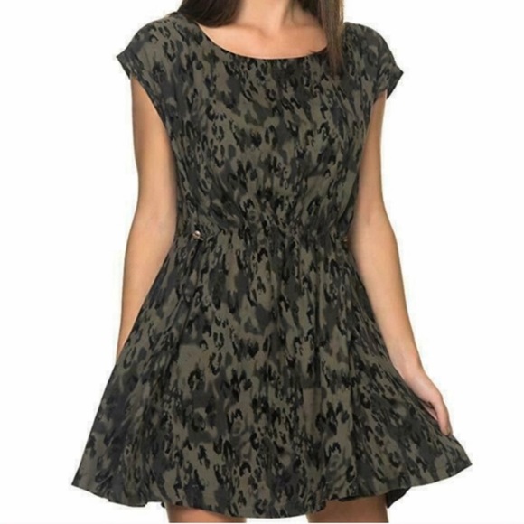 Free People Fake Love Camo Mini Dress Size Large - Picture 2 of 16